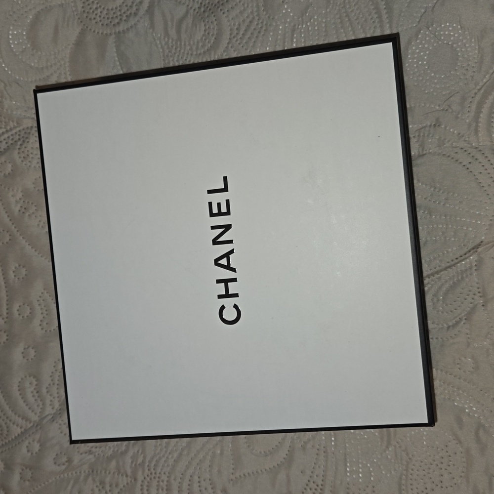 Chanel Box with unused samples
